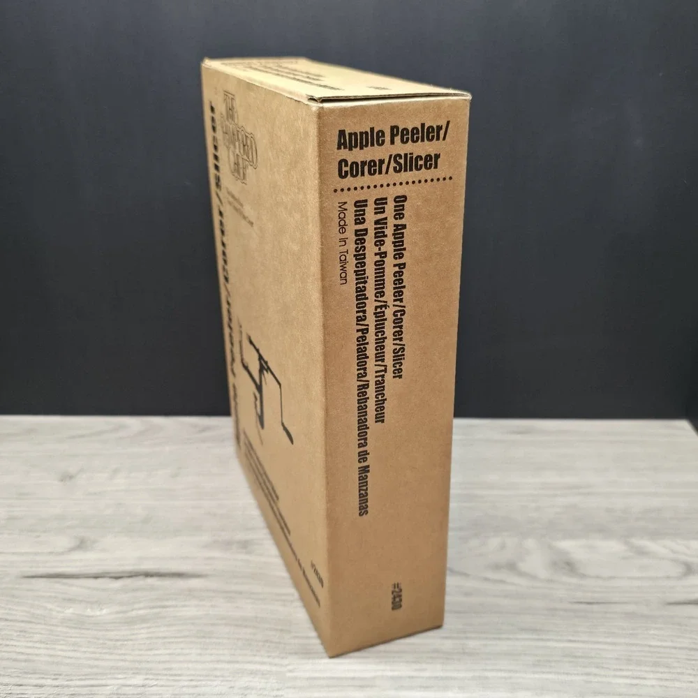 The Pampered Chef - #2430 - Apple Peeler/Corer/Slicer - Excellent Condition